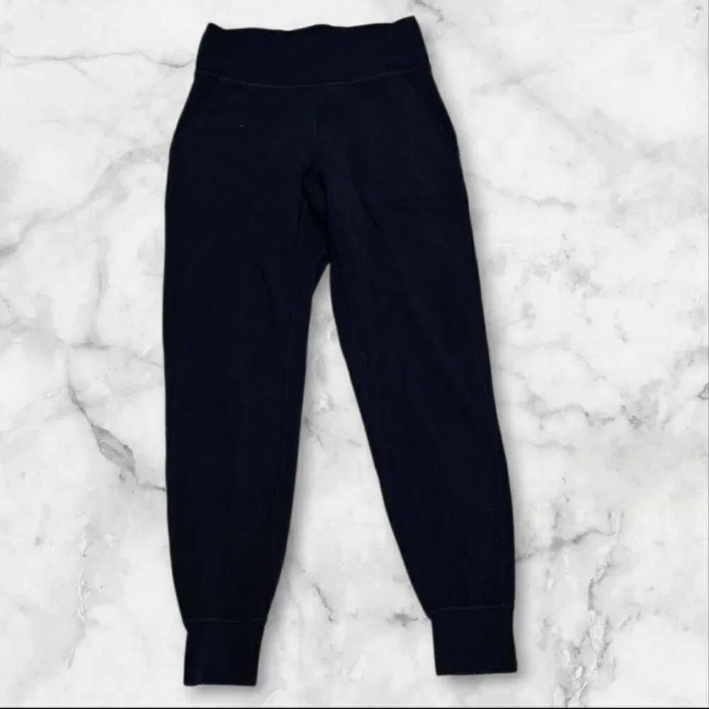 Lululemon Size 6 Dark Navy Blue Align Joggers